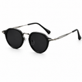 Lunettes de Soleil Rondes Vintage Rétro Homme Femme – Monture Argent et Noir, Verres Noires Protection UV400, Style Branches Fines avec Embouts Verts (Copie)